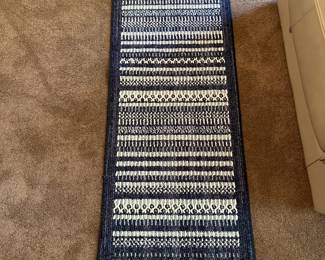 Blue/ white/ gray carpet/ runner.