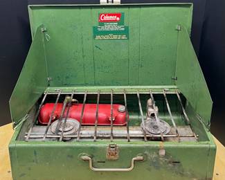 Vintage Coleman 413g Portable Camp Stove (as Is)
