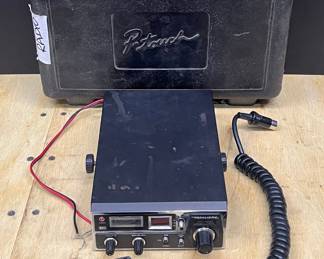 Realistic Trc - 422a Cb Transceiver With Case (as Is) 