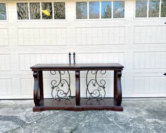 ASHLEY FURNITURE ALYMERE SOFA/CONSOLE TABLE