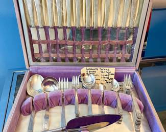 Community Service Silverware Set
