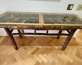 Incredible Table