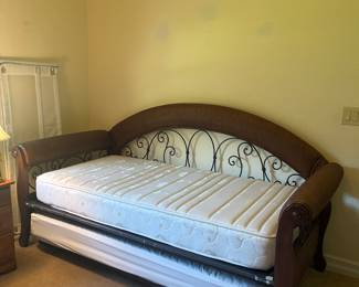 Double Twin Trundle Bed w/brown wicker frame