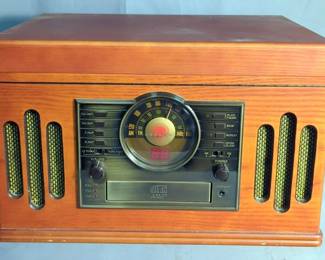 Crosley AM/FM Radio, Model CR73-3, Plays Records, Cassettes And CDs, Powers On