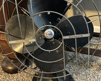 Vintage Hunter Zephair Fan