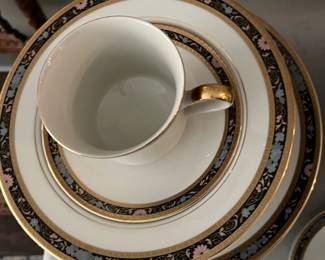 Mikasa Fine China King's Gold