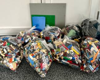 Assorted Legos