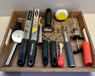 Assorted Kitchen Gadgets