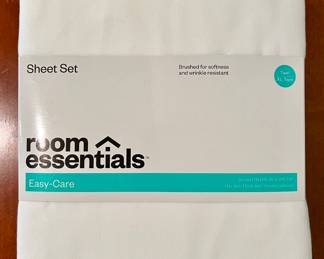 Room Essentials XL Twin Sheet Set