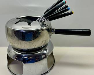 Fondue Pot