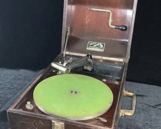 Vintage Victor Portable Suitcase Phonograph