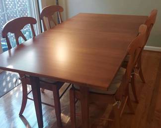 Contemporary Dining Set