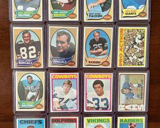 1970 1972 Topps Football Cards including Bart Starr, John Unitas, Fran Tarkenton and more