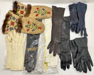 6 Pairs Vintage Women's Gloves & 1 Pair Leather Fur Trimmed Mittens
Lot #: 102