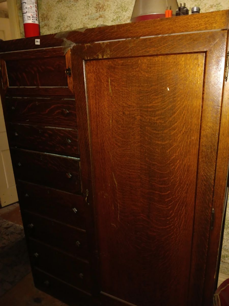 Buffalo Mansion Estate Sale FriSat 405 Linwood... starts on 1/5/2024