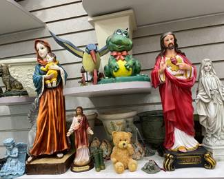 . . . frogs, birds, teddy bears, dogs