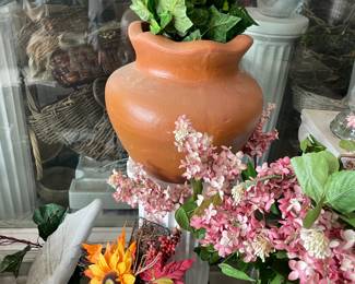 . . . great large planter on pedestal