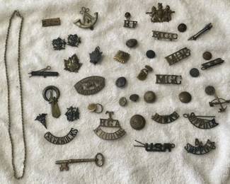 Military pins WW1, Canadian 