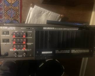 Luxman Model R - 1120