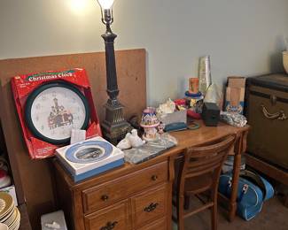 knee hole childrens desk