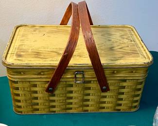 VINTAGE 30'S/40'S METAL PICNIC WOODEN HANDLE BASKET - SALERNO COOKIES/CRACKERS