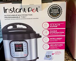 Instant Pot Duo Plus 9-in-1 Electric Pressure Cooker, Slow Cooker, Rice Cooker, Steamer, Sauté, Yogurt Maker, Warmer & Sterilizer