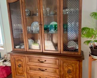 MidCentury Traditional Bernhardt Furniture Dining Table, 6 chairs with Matching China Hutch, and Buffet Server with marble top