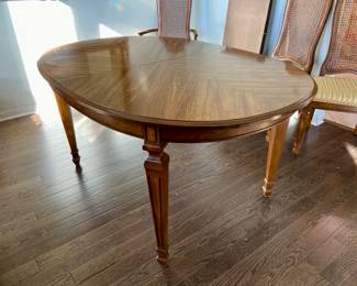 Mid-century Traditional Bernhardt Furniture Dining Table, 6 chairs with Matching China Hutch