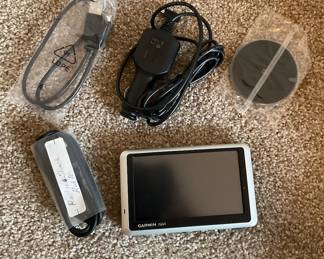 Garmin Nuvi 1300 LM GPS Navigator