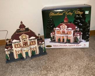 Heartland Valley Village Train Station