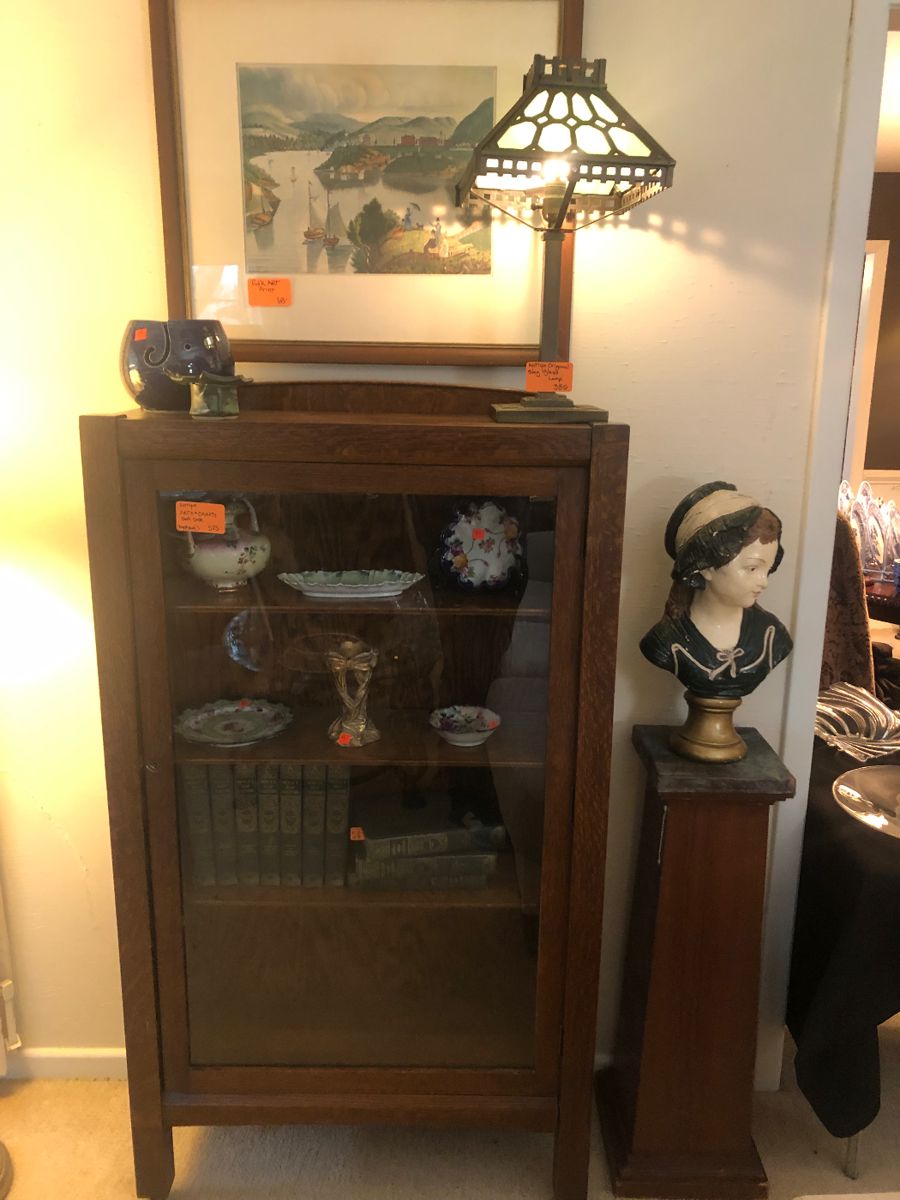 Remarkable Estate Sales in Woodlawn Village starts on 1/25/2024