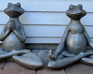 Meditating & Zen Yoga Garden Frogs 