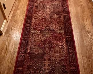 Runner (maroon, black)