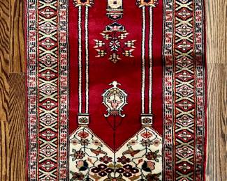 Scatter Rug (red, black)