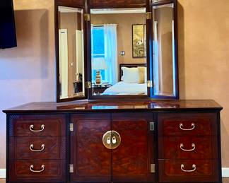 Heritage Dresser & Mirror