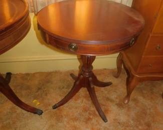 VINTAGE MAHOGANY DRUM TABLE 