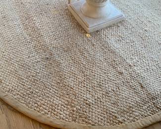 Round rug