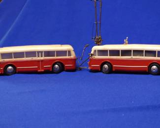 Aristo Craft HO Electric Trolley Bus System