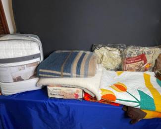 Blankets, Quilts and Comforter