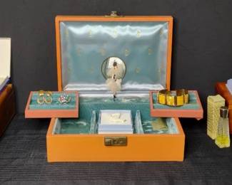 Jewelry Music Box, and Jewelry boxes