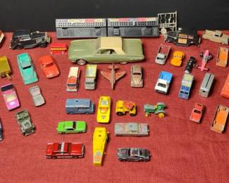 Matchbox Cars and Getaway Chase Game
