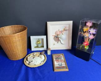 Bathroom Decor and Light Up Flower Music Box