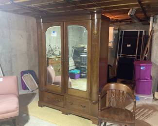 ANTIQUE KNOCK DOWN WALDROBE.  