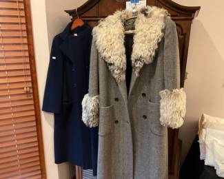 WOW. VERY UNIQUE OVER COAT