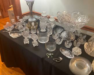 NICE GLASS COLLECTIBLES 