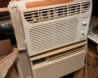 Window unit air conditioner