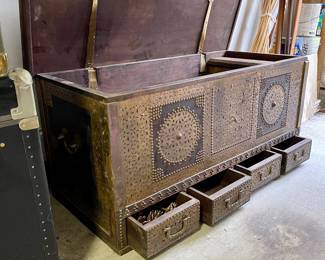 Presale Zanzibar trunk $1200 