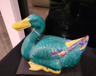Vintage Chinese Porcelain Duck