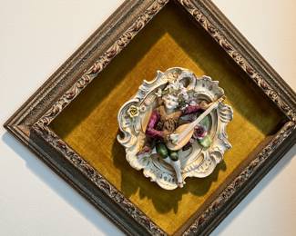 Pair of Victorian 3d relief sculptures in frames $75