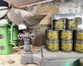 Rifle Grease on Vintage Scale